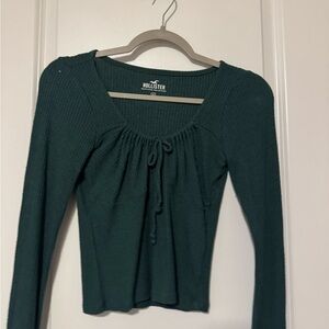 Hollister Women's Green Long Sleeve Top